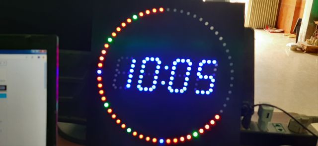 Đồng hồ vạn niên viền 60 LED nháy theo giây